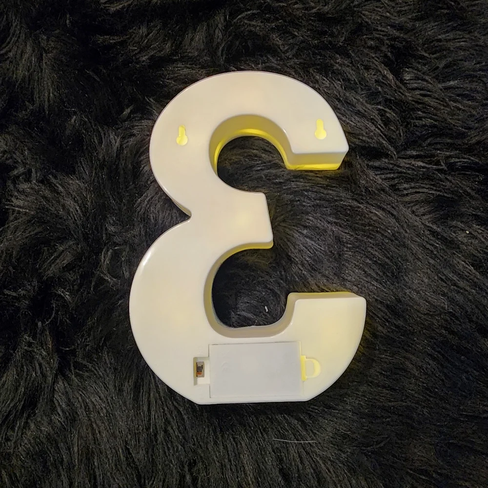 N/A white number